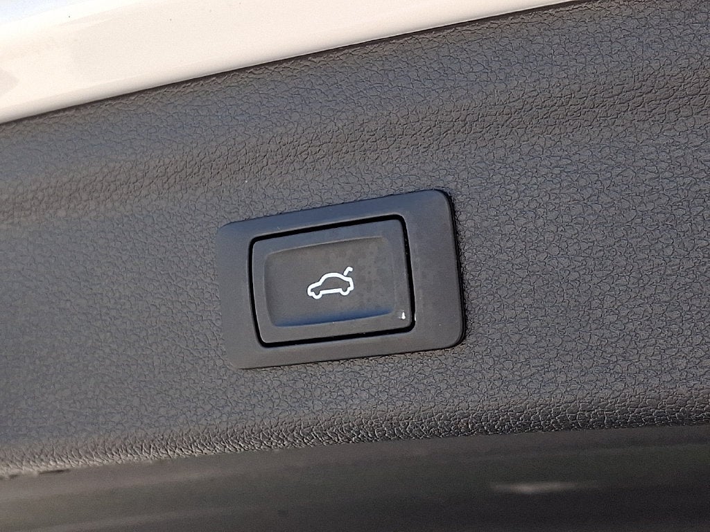 2021 Audi Q3 Premium quattro