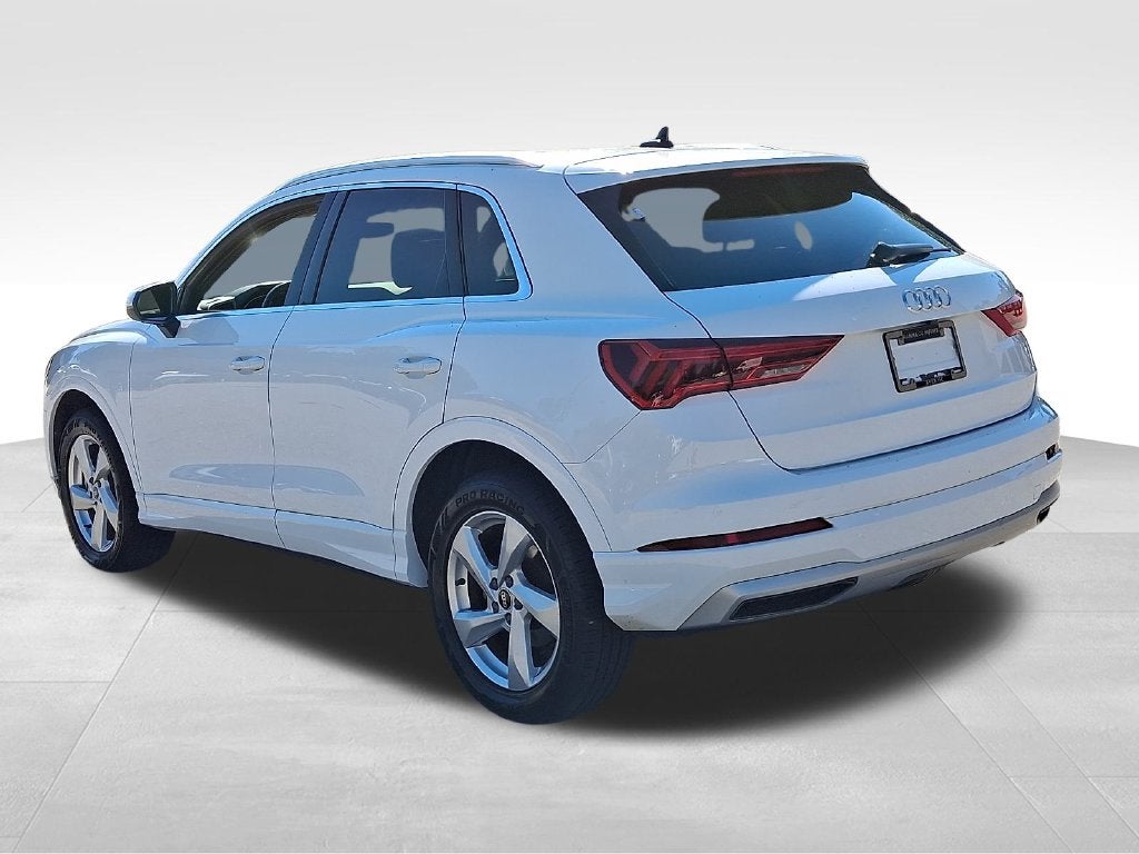 2021 Audi Q3 Premium quattro