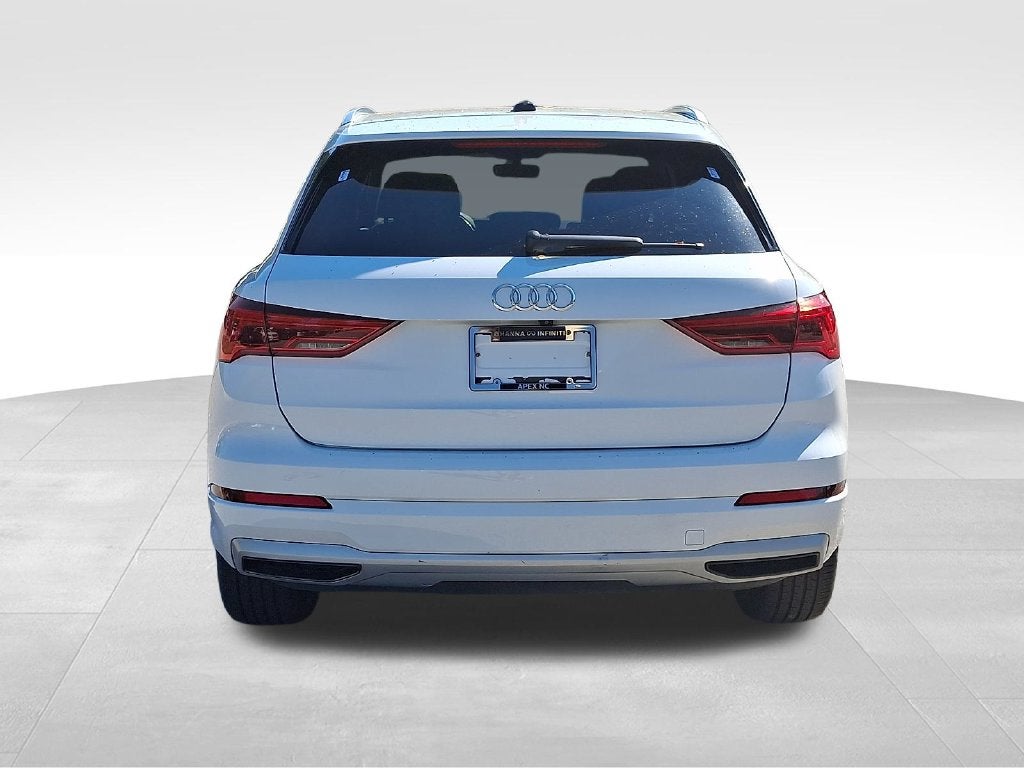 2021 Audi Q3 Premium quattro
