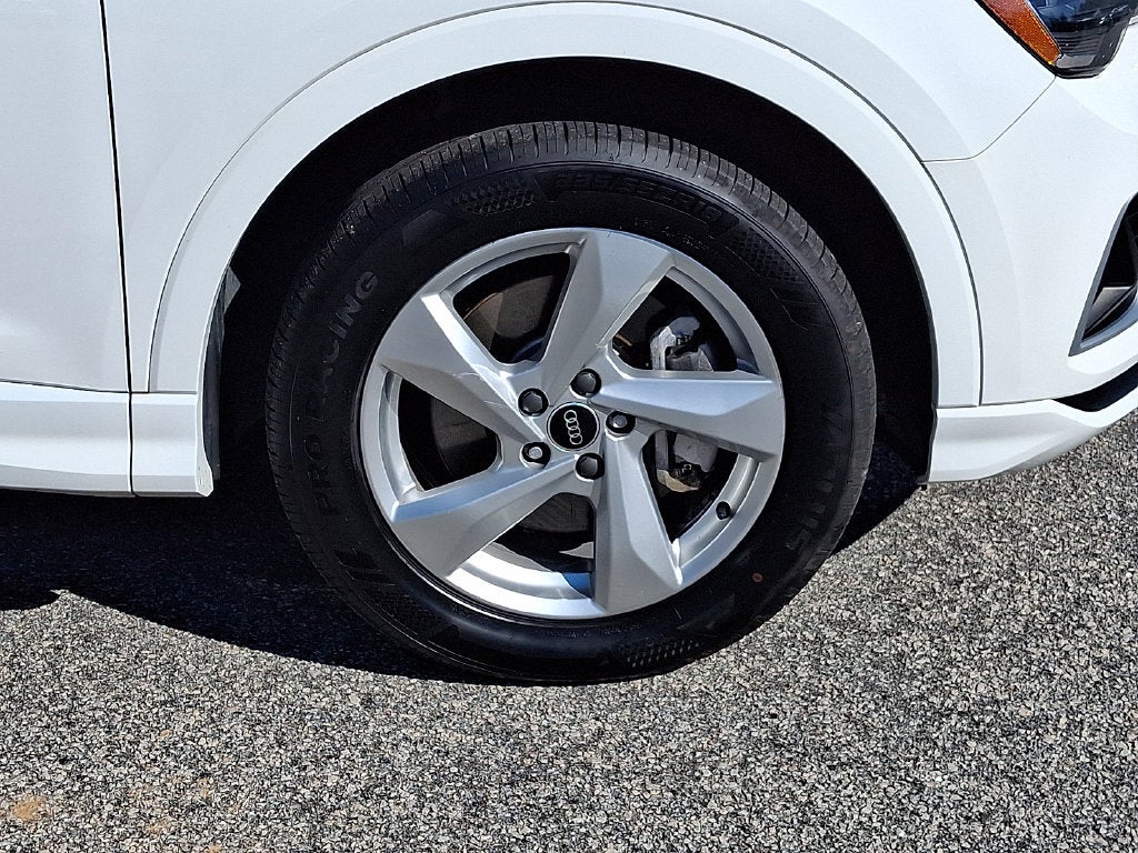 2021 Audi Q3 Premium quattro