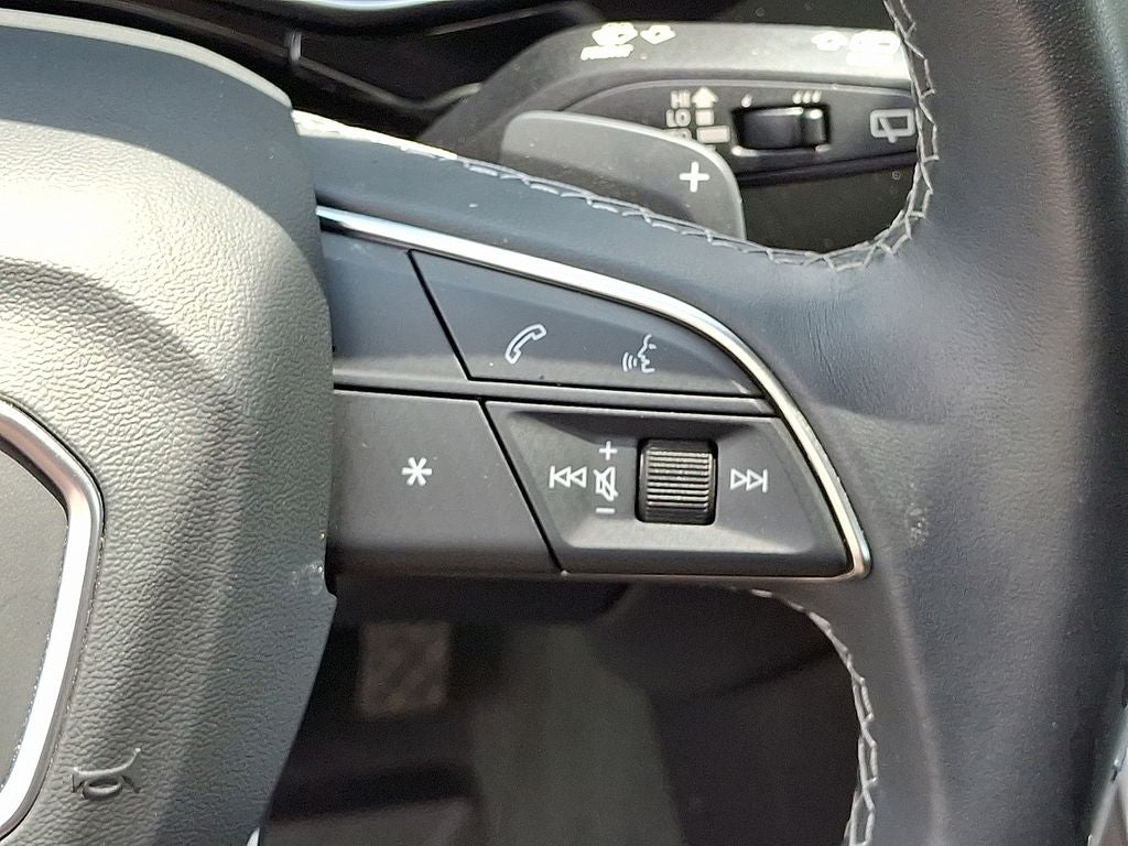 2022 Audi Q8 55 Premium quattro