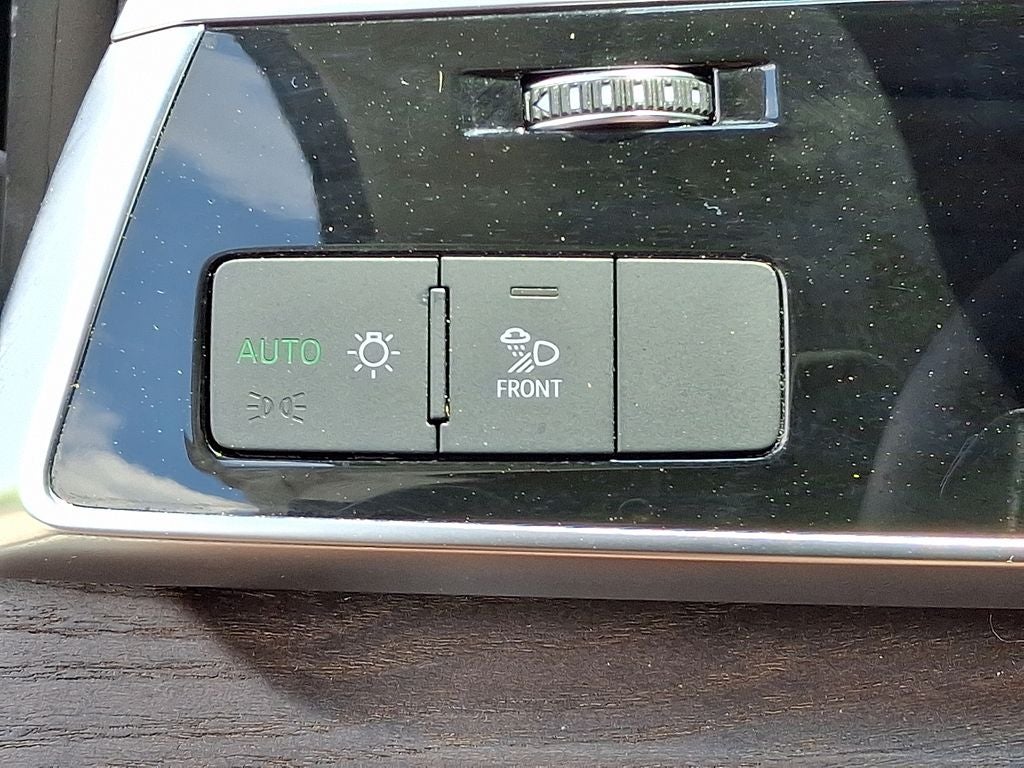 2022 Audi Q8 55 Premium quattro