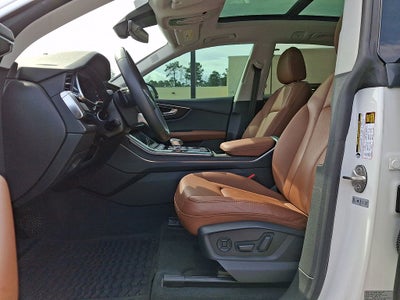 2022 Audi Q8 55 Premium Plus quattro