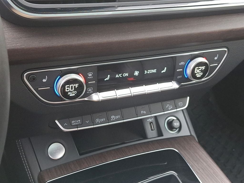 2023 Audi Q5 45 S line Premium quattro
