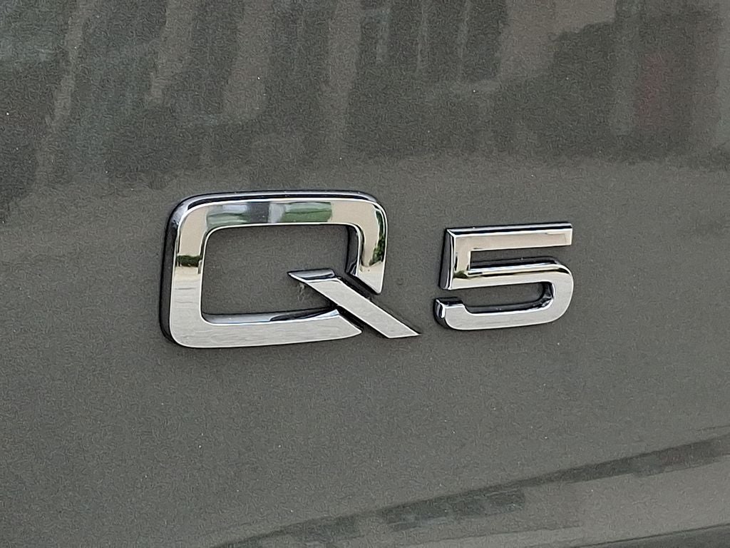 2023 Audi Q5 45 S line Premium quattro