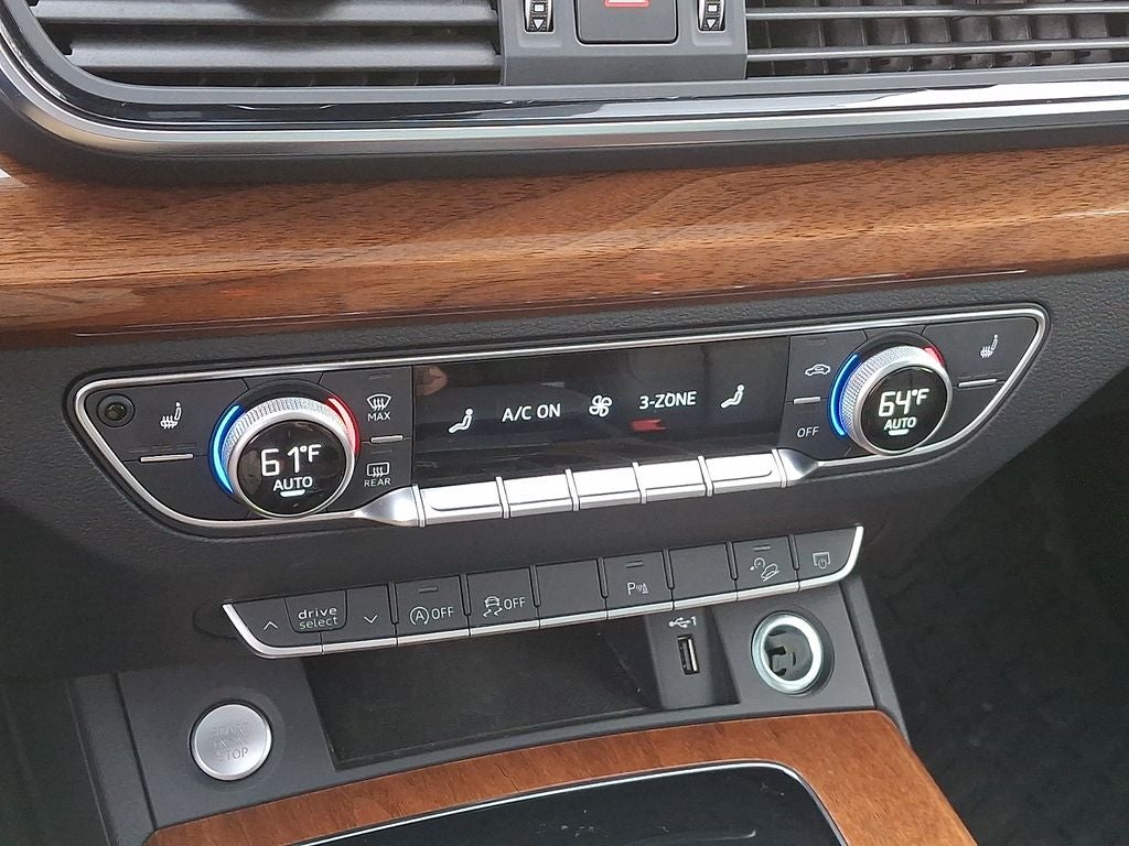 2023 Audi Q5 45 S line Premium quattro