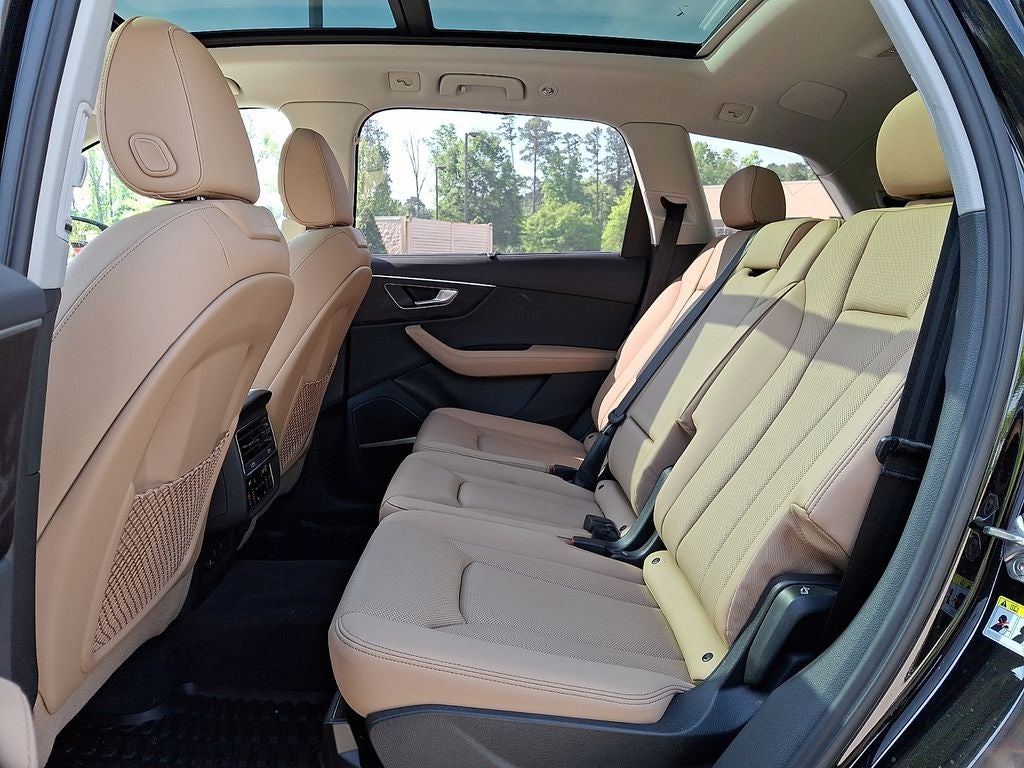 2025 Audi Q7 45 Premium Plus quattro