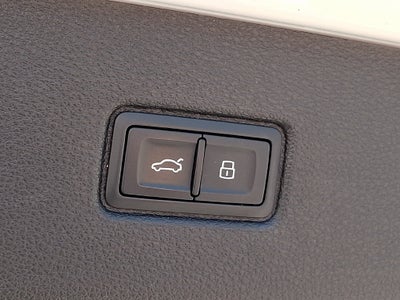 2025 Audi Q7 55 Prestige quattro