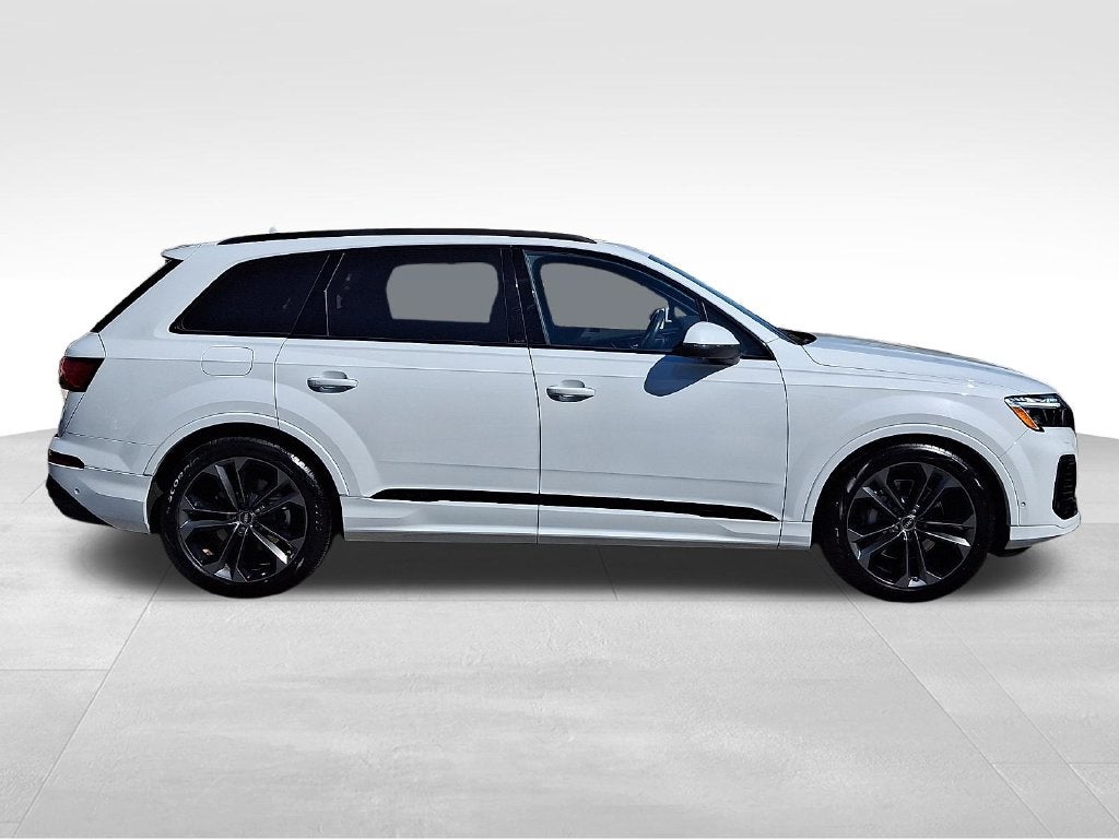 2025 Audi Q7 55 Prestige quattro