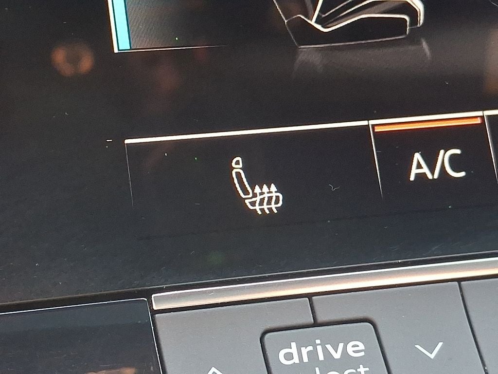 2022 Audi A6 2.0T Premium Plus quattro