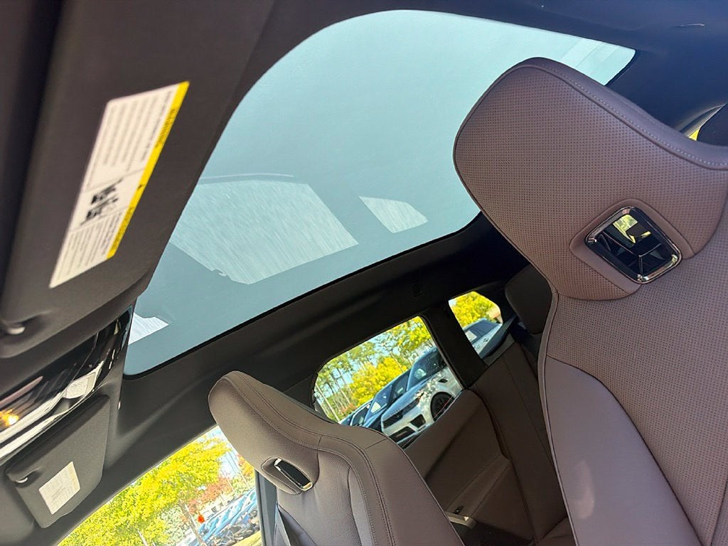 2025 BMW iX xDrive50
