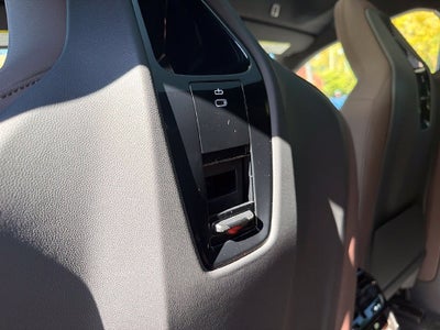 2025 BMW iX xDrive50