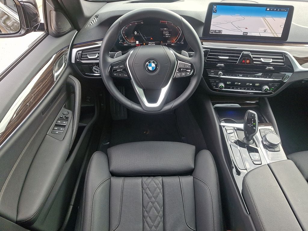 2023 BMW 5 Series 530i