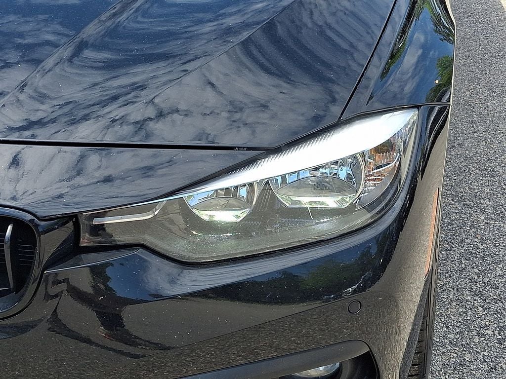 2017 BMW 3 Series 320i xDrive