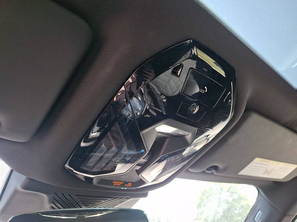 2025 BMW i5 eDrive40