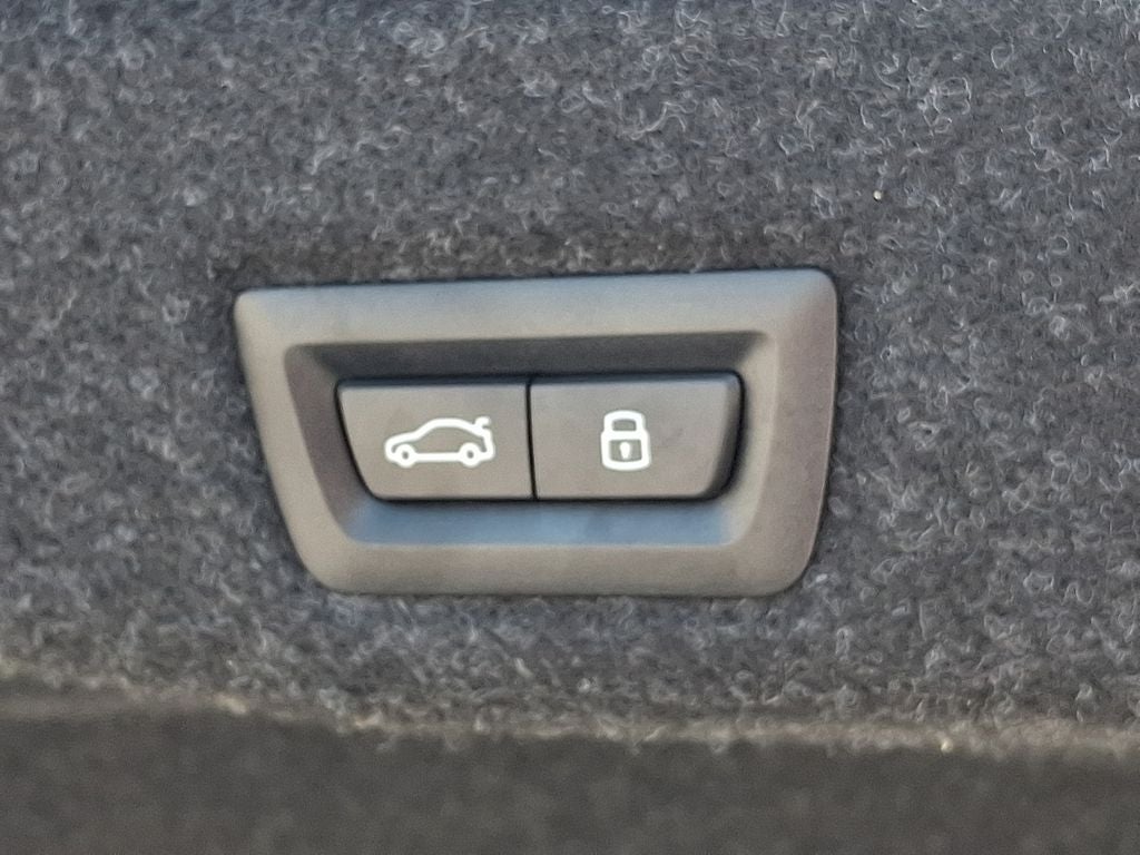 2025 BMW i5 eDrive40