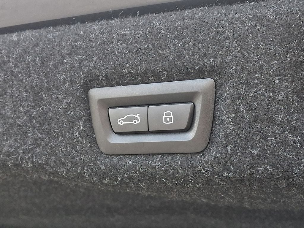 2025 BMW i5 eDrive40