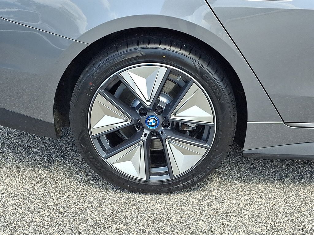 2023 BMW i4 eDrive40