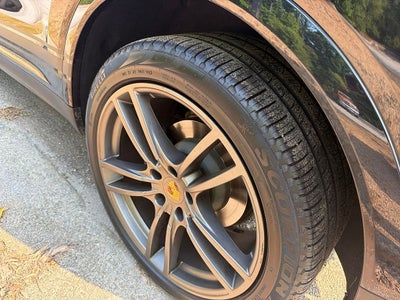 2019 Porsche Cayenne Base