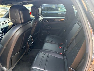 2019 Porsche Cayenne Base