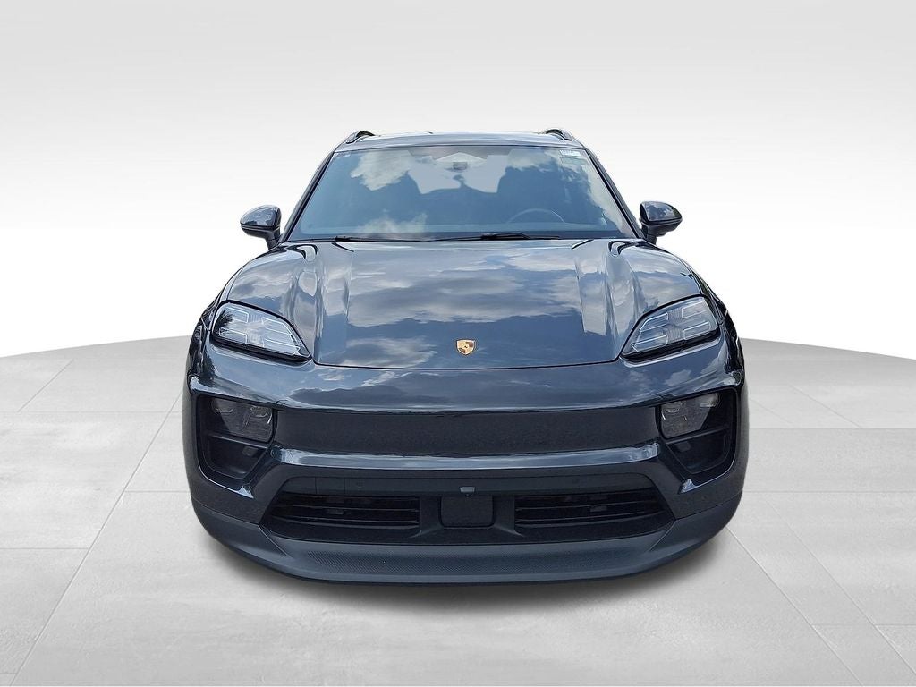 2025 Porsche Macan Electric Base