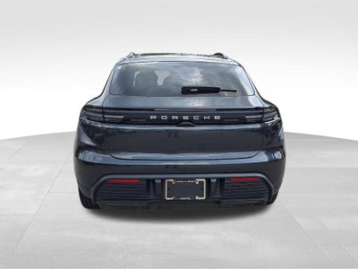 2025 Porsche Macan Electric Base