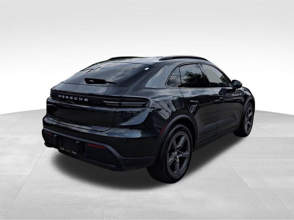 2025 Porsche Macan Electric Base