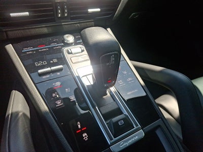2021 Porsche Cayenne E-Hybrid Base
