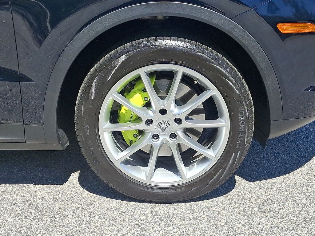 2021 Porsche Cayenne E-Hybrid Base