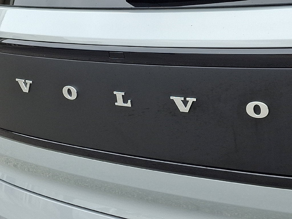 2026 Volvo EX30 Twin Motor Cross Country Ultra