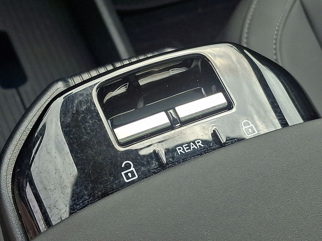 2025 Volvo EX30 Twin Motor Performance Ultra