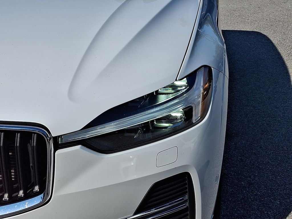 2022 Volvo XC60 B5 Momentum