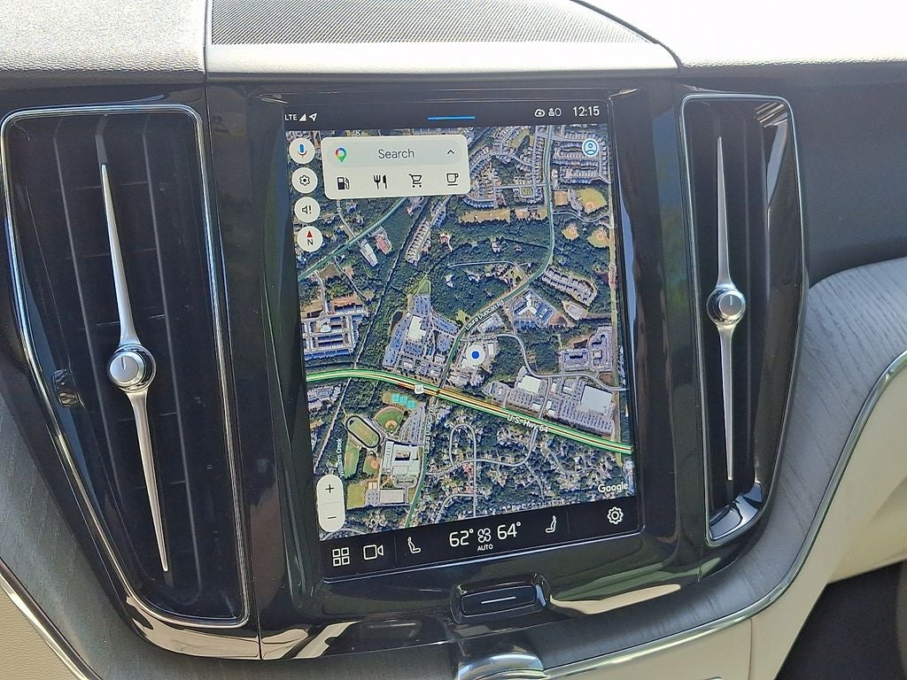 2024 Volvo XC60 B5 Plus Dark Theme