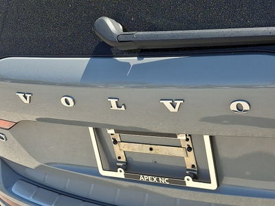 2024 Volvo XC60 B5 Plus Dark Theme