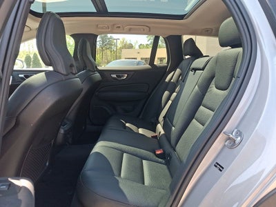 2025 Volvo V60 Cross Country B5 Plus