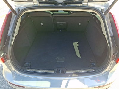 2025 Volvo V60 Cross Country B5 Plus