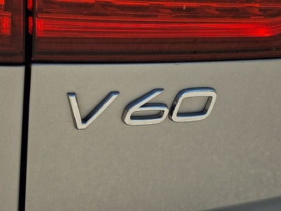 2025 Volvo V60 Cross Country B5 Plus